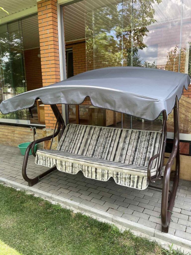 Тент на дах гойдалки